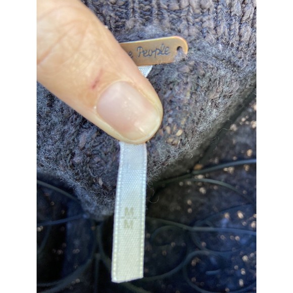 Free people medium black Heathered Pop over pull over Sweater High Low - Picture 5 of 9